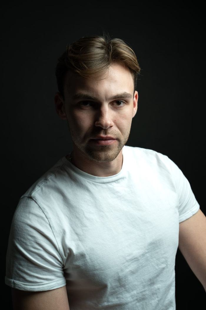 Portrait — Sam Whitfield, LE